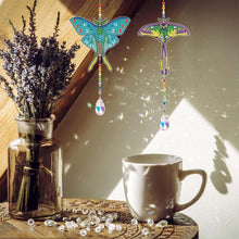 Cargar imagen en el visor de la galería, Carillón en Cristal Diamond Painting 5D - Mariposas 2 Piezas