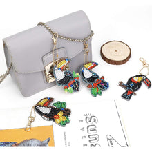 Cargar imagen en el visor de la galería, Llavero Diamond Painting 5D con Loros 5 Piezas