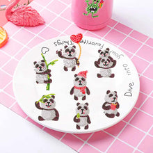 Cargar imagen en el visor de la galería, Conjunto de Pegatinas Diamond Painting con Pandas