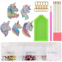 Cargar imagen en el visor de la galería, Llavero Diamond Painting 5D con Unicornios 5 Piezas