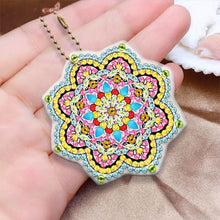 Cargar imagen en el visor de la galería, Llavero Diamond Painting 5D Flores Mandala 5 Piezas