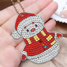 Cargar imagen en el visor de la galería, Llavero Diamond Painting 5D con Muñecos de Nieve 5 Piezas