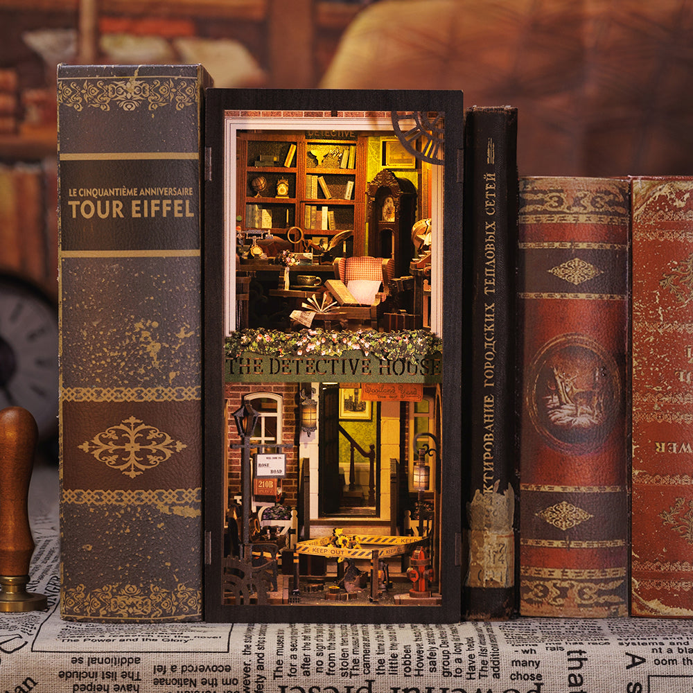 Book Nook DIY Kit - Agencia de Detectives Rose