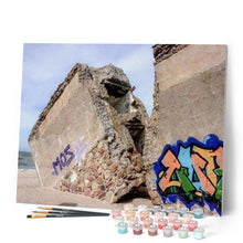 Cargar imagen en el visor de la galería, Pintar Por Números - Casa Destruida Con Graffiti - Figuredart - Paisajes