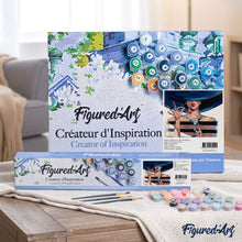 Cargar imagen en el visor de la galería, Pintar Por Números - Mujer Con Sombrero Azul Y Cereza - Figuredart - Principiantes Retrato