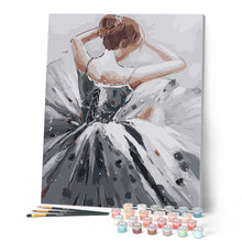 Cargar imagen en el visor de la galería, Bailarina y vestido gris