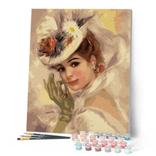 Cargar imagen en el visor de la galería, Elegante mujer joven