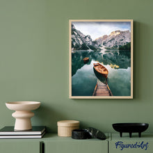 Cargar imagen en el visor de la galería, Barco y lago de montaña