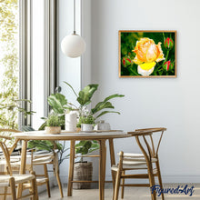 Cargar imagen en el visor de la galería, Pintar por números | Capullo de rosa amarilla | Novedades Flores Fácil | FiguredArt