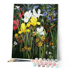 Cargar imagen en el visor de la galería, Pintar por números | En el medio de las flores | Novedades Flores Avanzado | FiguredArt