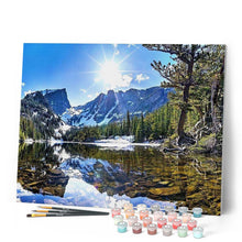 Cargar imagen en el visor de la galería, Pintar por números | Montaña y río | Novedades Paisajes Montañas Avanzado | FiguredArt