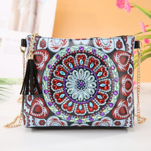 Cargar imagen en el visor de la galería, Bolso Diamond Painting - Mándala Carmesí