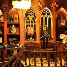 Cargar imagen en el visor de la galería, Book Nook - Biblioteca de Rimas Antiguas