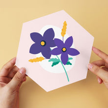 Cargar imagen en el visor de la galería, Mini Serie Pintar por Números - Hexágonos (6 piezas) - Pétalos delicados