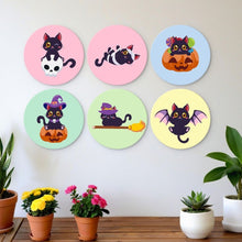 Cargar imagen en el visor de la galería, Mini Serie Pintar por Números - discos de Ø20cm (6 piezas) - Gatitos de Halloween