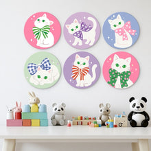 Cargar imagen en el visor de la galería, Mini Serie Pintar por Números - discos de Ø20cm (6 piezas) - Lazos y gatos
