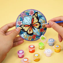 Cargar imagen en el visor de la galería, Pintar por números Posavasos 15cm (4 piezas) - Alas Vibrantes: Un Cuarteto de Mariposas