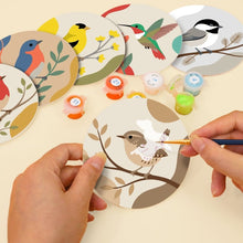 Cargar imagen en el visor de la galería, Pintar por números Posavasos 10cm (6 piezas) - Pequeños Pájaros Cantores