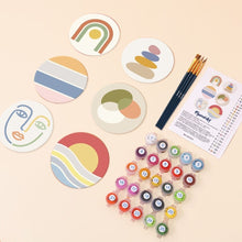 Cargar imagen en el visor de la galería, Pintar por números Posavasos 10cm (6 piezas) - Líneas suaves