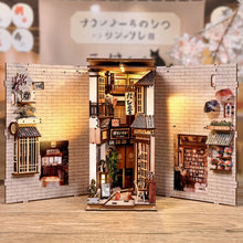 Cargar imagen en el visor de la galería, Book Nook - El Callejón Esperando al Gato