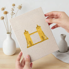 Cargar imagen en el visor de la galería, Punch Needle Kit (4 piezas) con marcos - Set de Monumentos del Mundo
