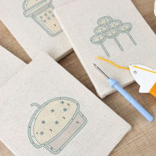 Cargar imagen en el visor de la galería, Punch Needle Kit (4 piezas) con marcos - Delicias de Panadería
