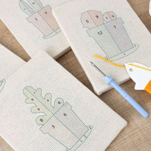 Cargar imagen en el visor de la galería, Punch Needle Kit (4 piezas) con marcos - Macetas de Suculentas 1