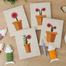 Cargar imagen en el visor de la galería, Punch Needle Kit (4 piezas) con marcos - Mini Macetas en Flor 1