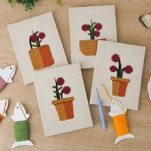 Cargar imagen en el visor de la galería, Punch Needle Kit (4 piezas) con marcos - Mini Macetas en Flor 2