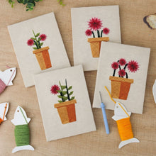 Cargar imagen en el visor de la galería, Punch Needle Kit (4 piezas) con marcos - Mini Macetas en Flor 3