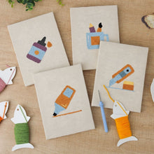 Cargar imagen en el visor de la galería, Punch Needle Kit (4 piezas) con marcos - Iconos Creativos de Escritorio
