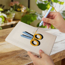 Cargar imagen en el visor de la galería, Punch Needle Kit (4 piezas) con marcos - Vuelta al Cole 2