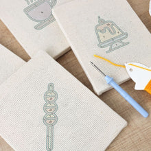 Cargar imagen en el visor de la galería, Punch Needle Kit (4 piezas) con marcos - Delicias de Postres