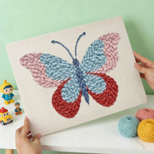 Cargar imagen en el visor de la galería, Punch Needle Kit con marco - Alas de Primavera