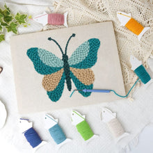 Cargar imagen en el visor de la galería, Punch Needle Kit con marco - Colores en Vuelo