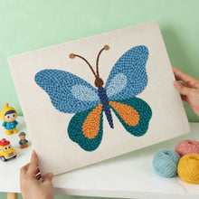 Cargar imagen en el visor de la galería, Punch Needle Kit con marco - Mariposa Azul