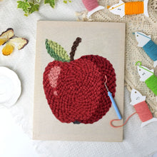 Cargar imagen en el visor de la galería, Punch Needle Kit con marco - Manzana Roja