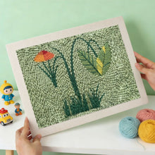 Cargar imagen en el visor de la galería, Punch Needle Kit con marco - Pradera Salvaje