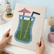Cargar imagen en el visor de la galería, Punch Needle Kit con marco - Bebida Exótica
