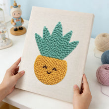 Cargar imagen en el visor de la galería, Punch Needle Kit con marco - Piña Soleada