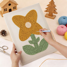 Cargar imagen en el visor de la galería, Punch Needle Kit con marco - Flor Soleada