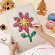 Cargar imagen en el visor de la galería, Punch Needle Kit con marco - Pétalos de Primavera