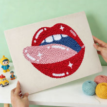 Cargar imagen en el visor de la galería, Punch Needle Kit con marco - Labios Pop Art