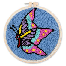 Cargar imagen en el visor de la galería, Punch Needle Mariposa