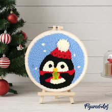 Cargar imagen en el visor de la galería, Punch Needle Pingüino de Papá Noel