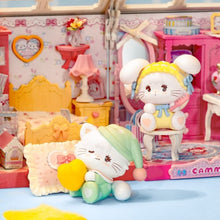 Cargar imagen en el visor de la galería, Casa Miniatura - La dulce noche de Mousse