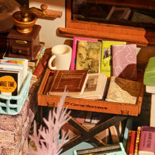 Cargar imagen en el visor de la galería, Casa Miniatura Librería de la Esquina
