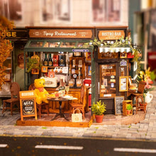 Cargar imagen en el visor de la galería, Casa Miniatura Restaurante Tipsy