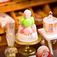 Cargar imagen en el visor de la galería, Casa Miniatura Charla Dulce de Postre