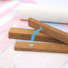 Cargar imagen en el visor de la galería, Pintar por Números Decoraciones de Puerta - Muñeco de Nieve Alegre